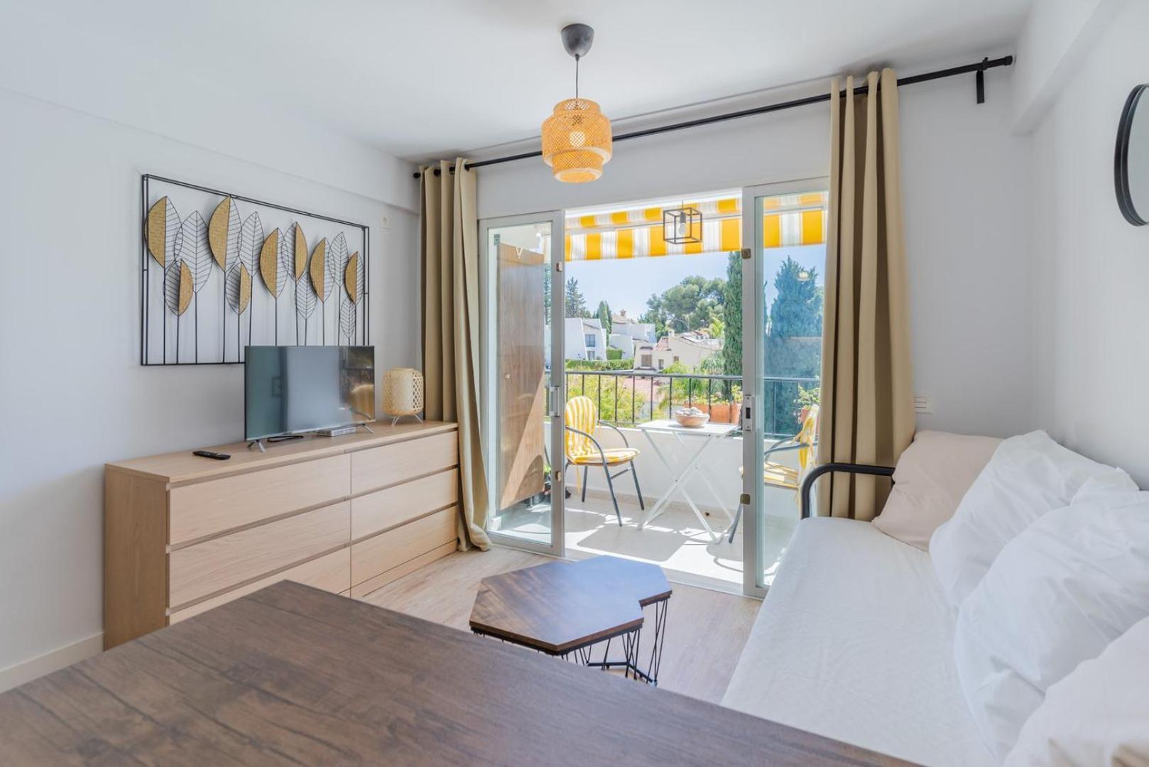 Guestready - Chasing The Sun In Malaga Lejlighed Marbella Eksteriør billede